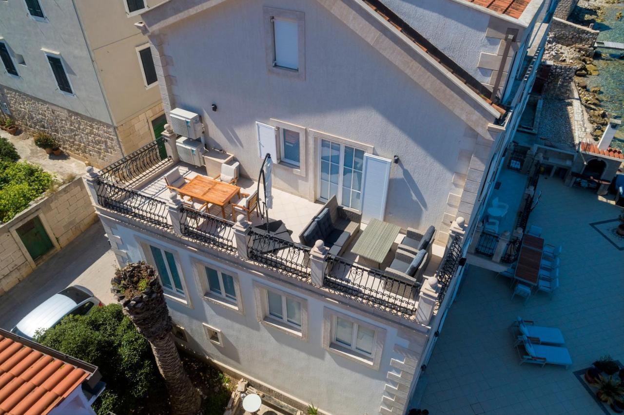 Seafront Apartment Duo Vis Exterior foto